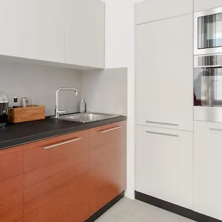 Lo Studio, Daire Napoli