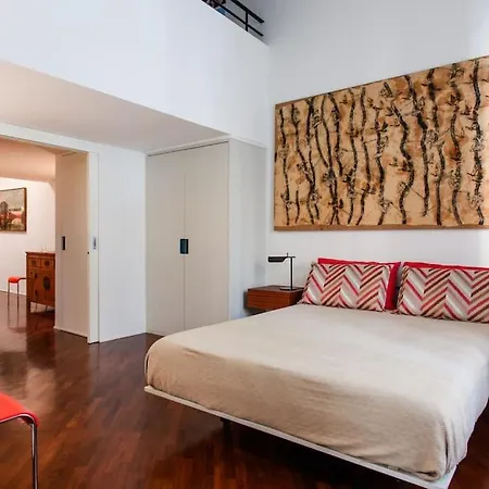 Lo Studio, Neapol