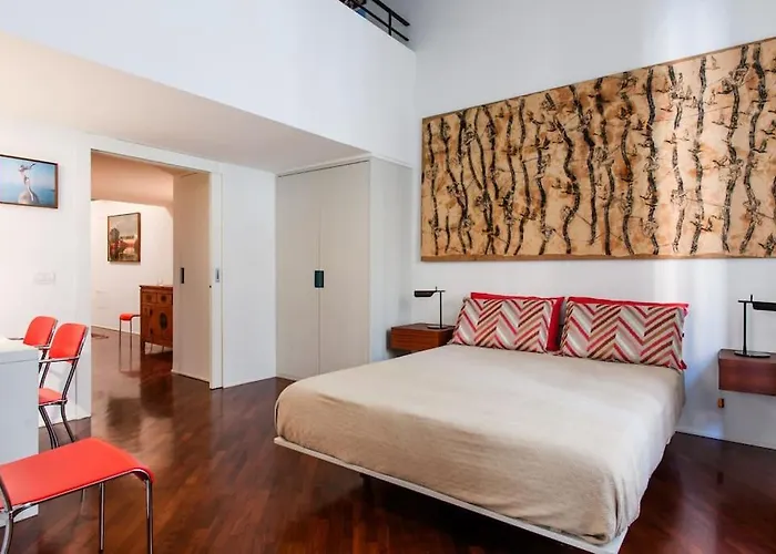 Lo Studio, Неаполь