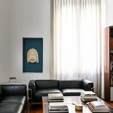 Lo Studio, * Naples